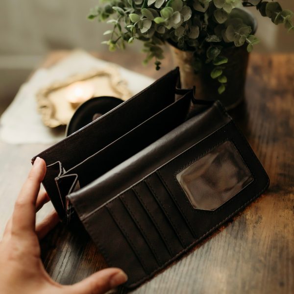 All Souls Trilogy Inspired: Wallet Online Hot Sale - Image 4